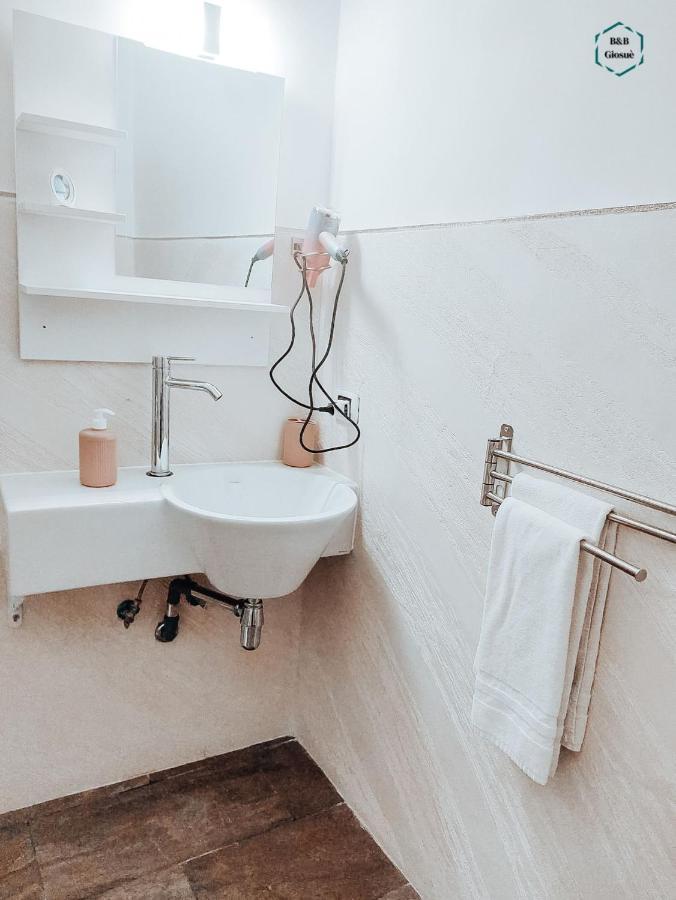 B&B Giosue Naples Luaran gambar