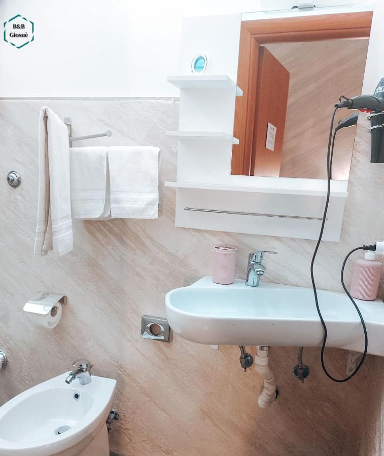 B&B Giosue Naples Luaran gambar